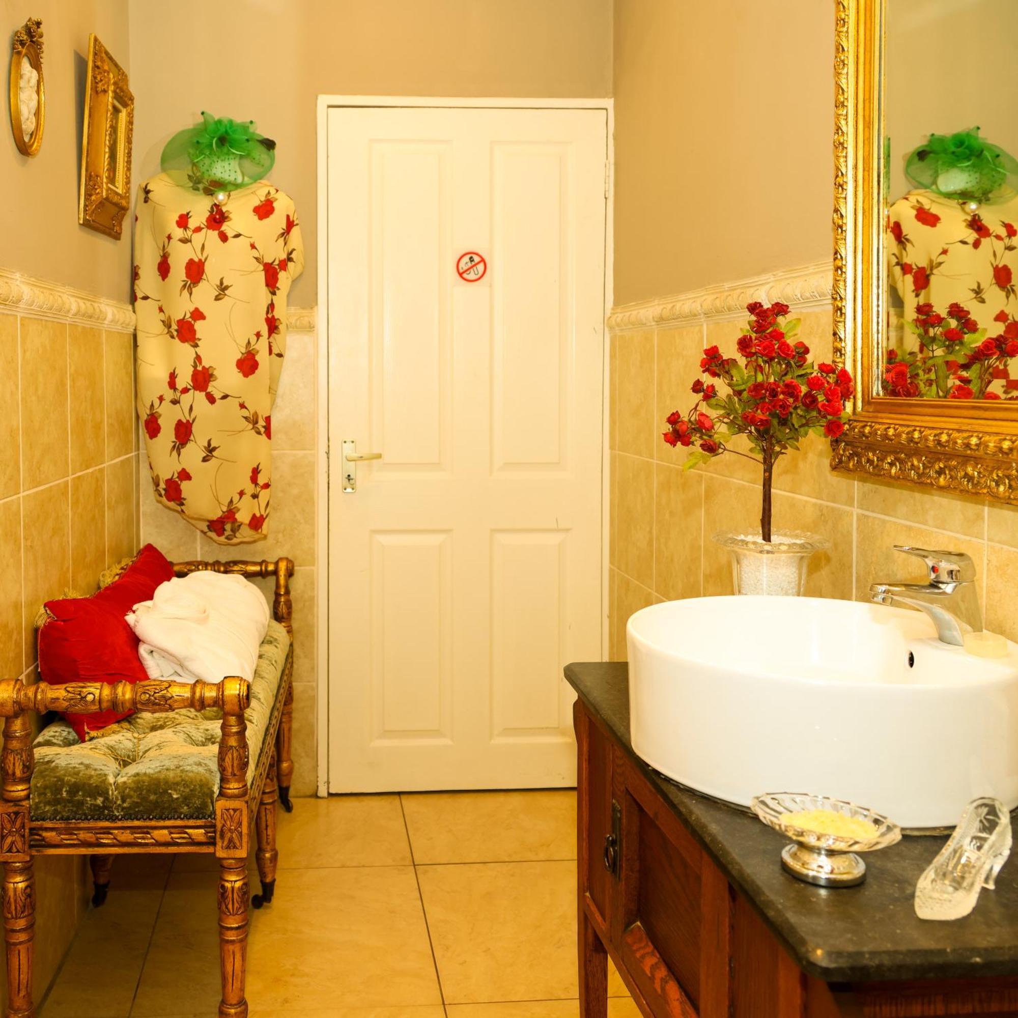 Villa Country Retreat In *